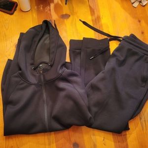 Sweatsuit  32 degree size large